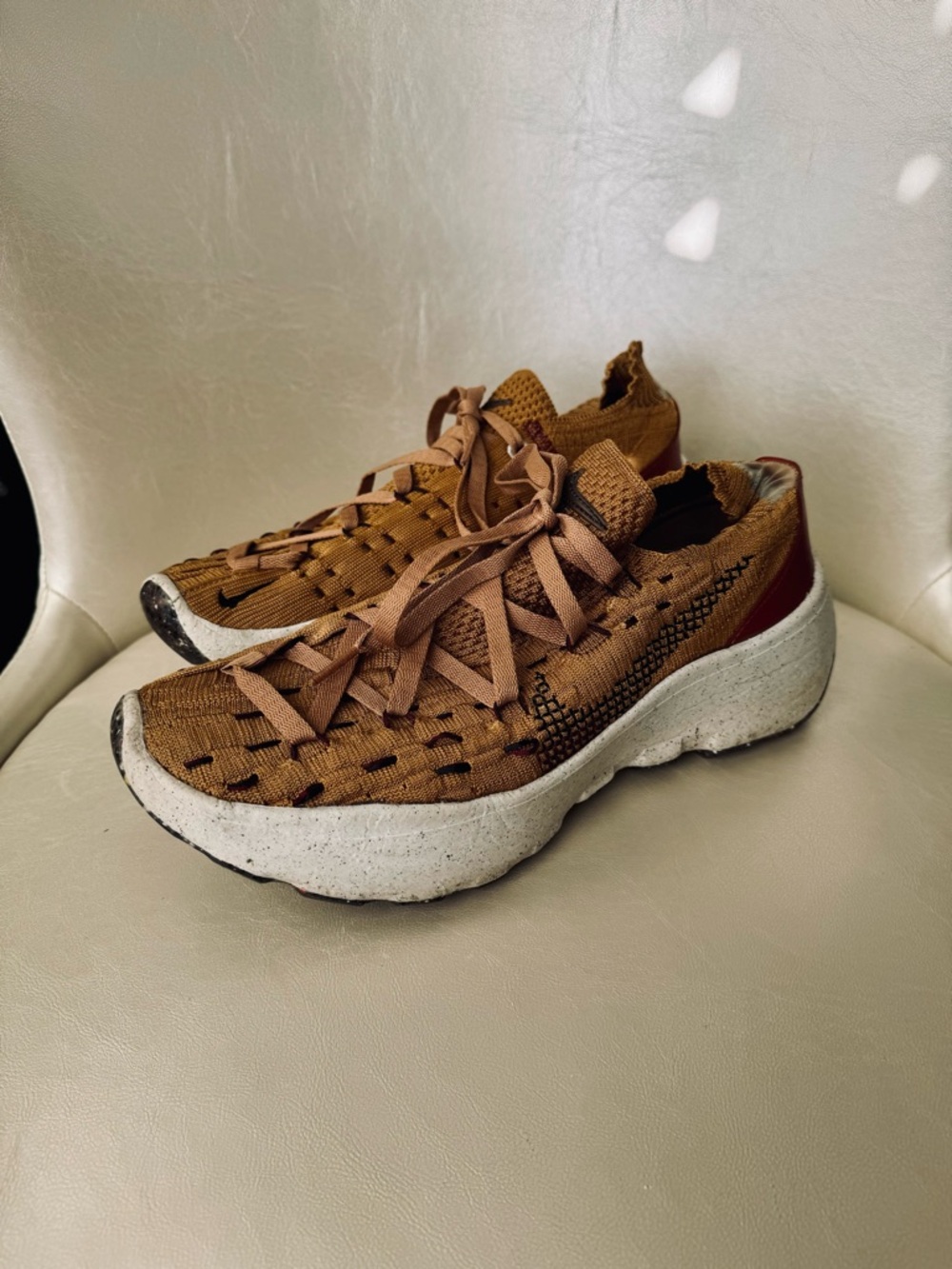 Nike Space Hippie 04